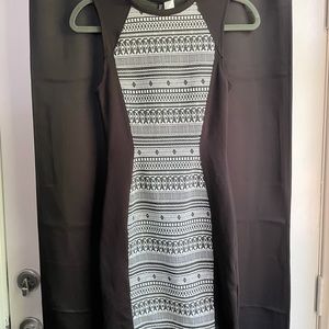 H&m black and white body con Dress Sz 4